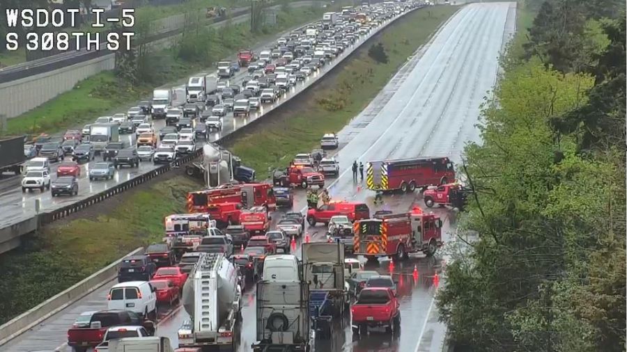 I-5 accidents federal way...