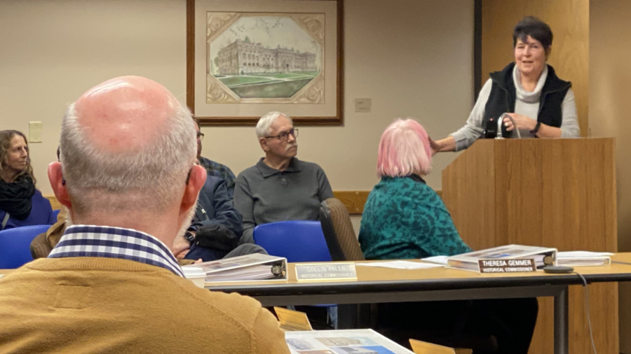 Image: Bayside neighborhood resident Jane McClure addresses the Everett Historical Commission at th...